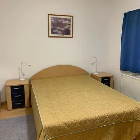 Lilium Konukevi Hévíz