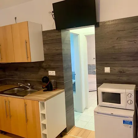 Lilium Konukevi Hévíz