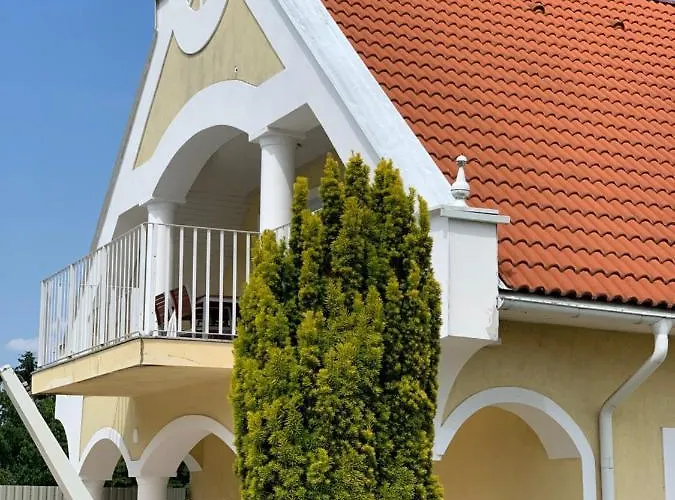 Lilium Гостевой дом Хевиз